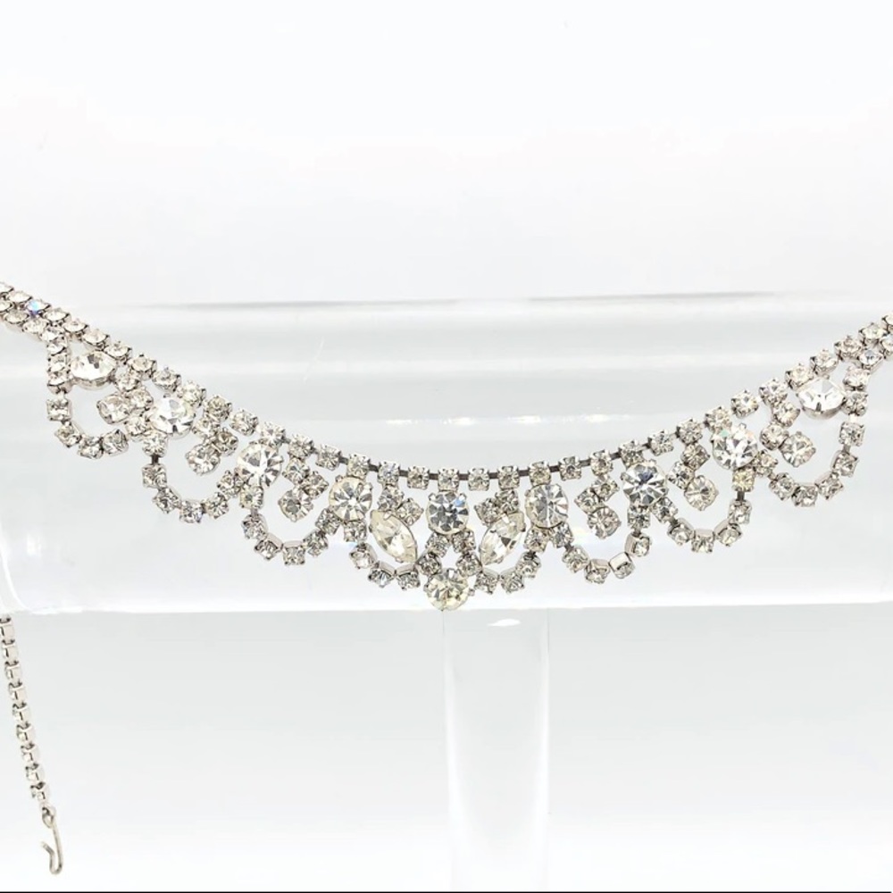 Statement necklace never worn